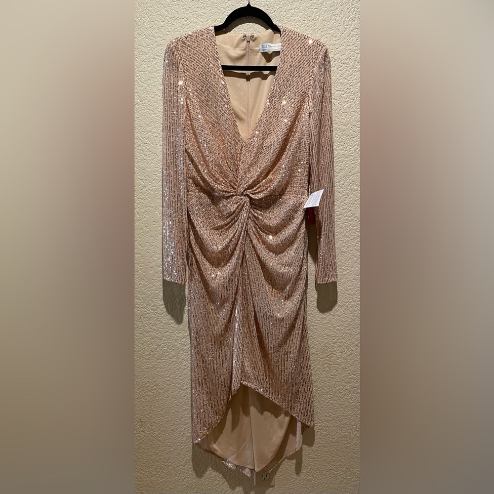 NWOT Mac Duggal Sequins Gown Dress Rose Gold Color Size 10 - Picture 4 of 11